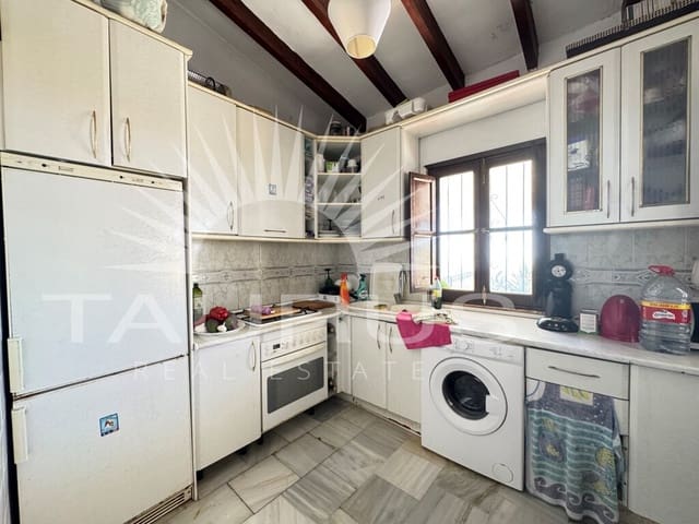 2 bedroom Villa for sale in Cómpeta with pool garage - € 470,000 (Ref: 10008878)