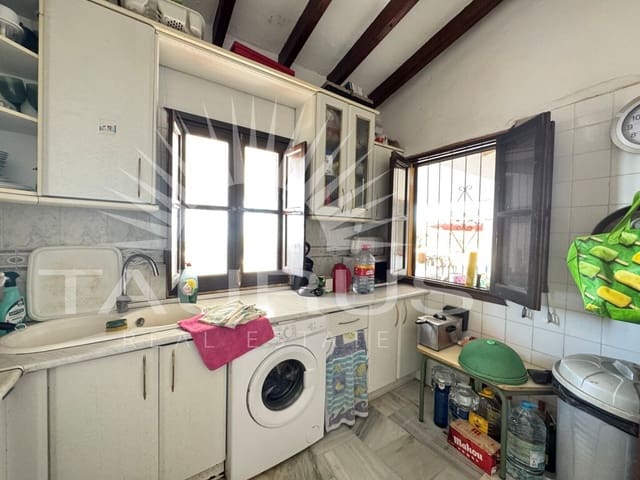 2 bedroom Villa for sale in Cómpeta with pool garage - € 470,000 (Ref: 10008878)