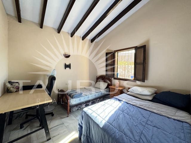 2 bedroom Villa for sale in Cómpeta with pool garage - € 470,000 (Ref: 10008878)