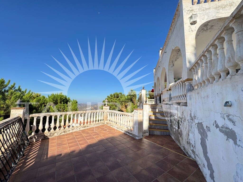 2 bedroom Villa for sale in Competa with pool garage - € 470,000 (Ref: 10008878)
