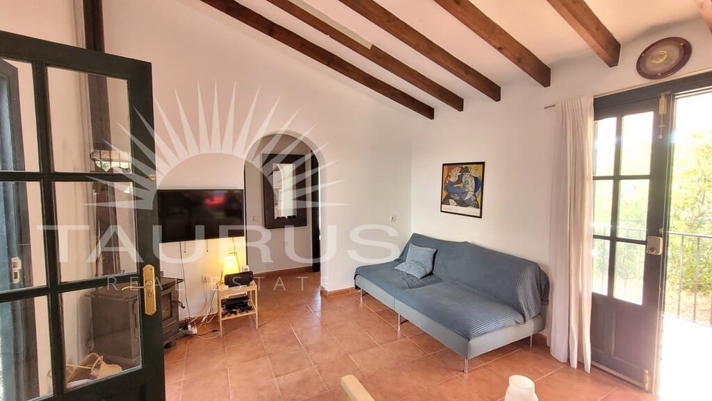 2 bedroom Villa for sale in Competa with pool - € 315,000 (Ref: 10008879)