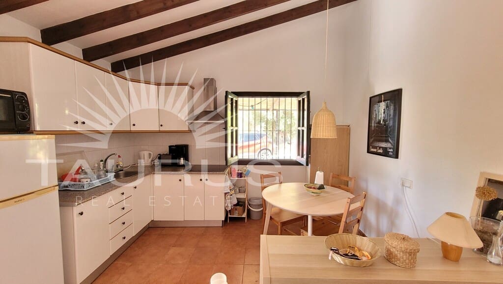 2 bedroom Villa for sale in Competa with pool - € 315,000 (Ref: 10008879)