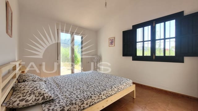 2 bedroom Villa for sale in Cómpeta with pool - € 315,000 (Ref: 10008879)