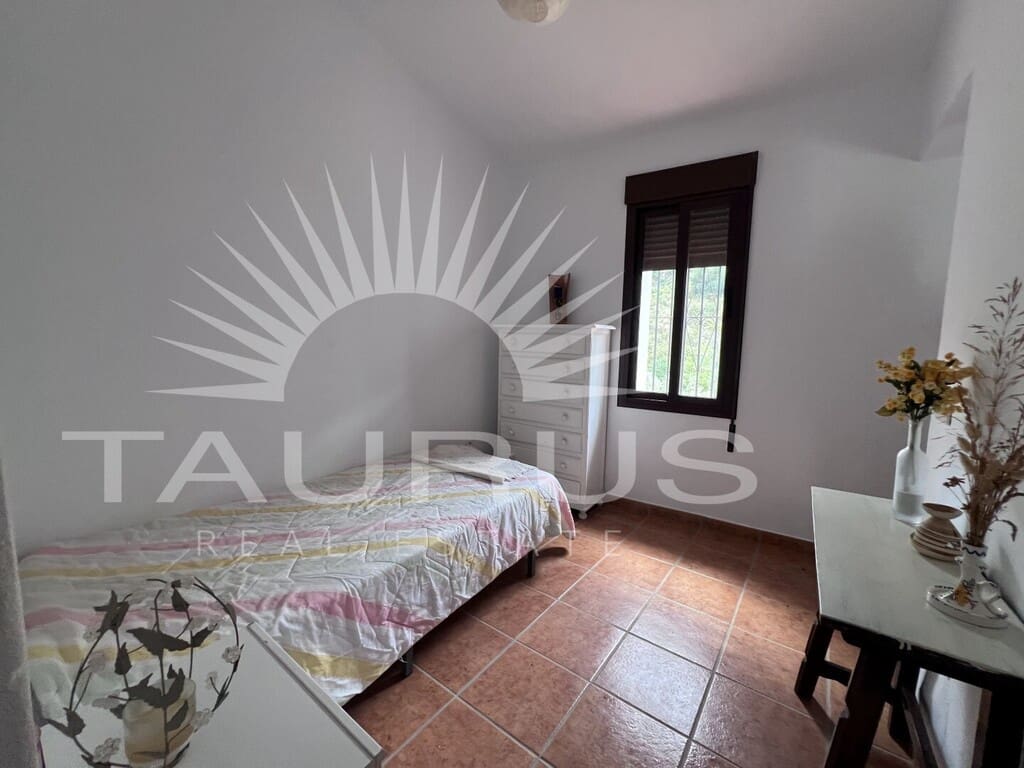 4 bedroom Finca/Country House for sale in Competa - € 650,000 (Ref: 10008880)