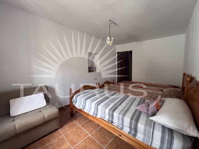 4 bedroom Finca/Country House for sale in Cómpeta - € 650,000 (Ref: 10008880)