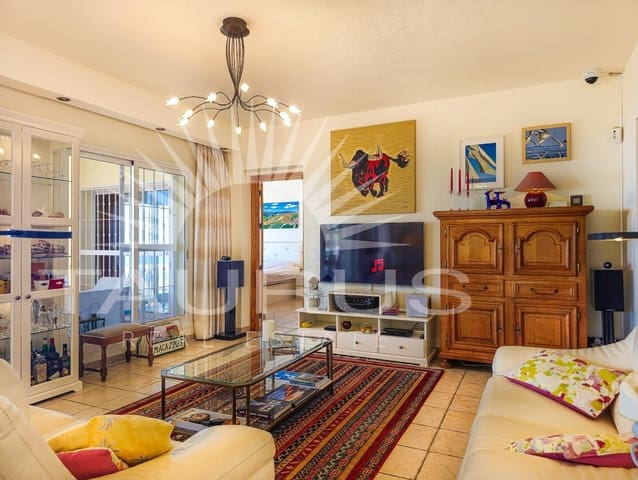 4 Zimmer Villa zu verkaufen in Arenas de Velez, Arenas mit Pool Garage - 895.000 € (Ref: 10020360)