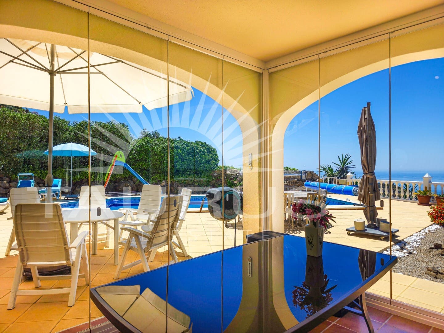 4 bedroom Villa for sale in Arenas de Velez with pool garage - € 895,000 (Ref: 10020360)