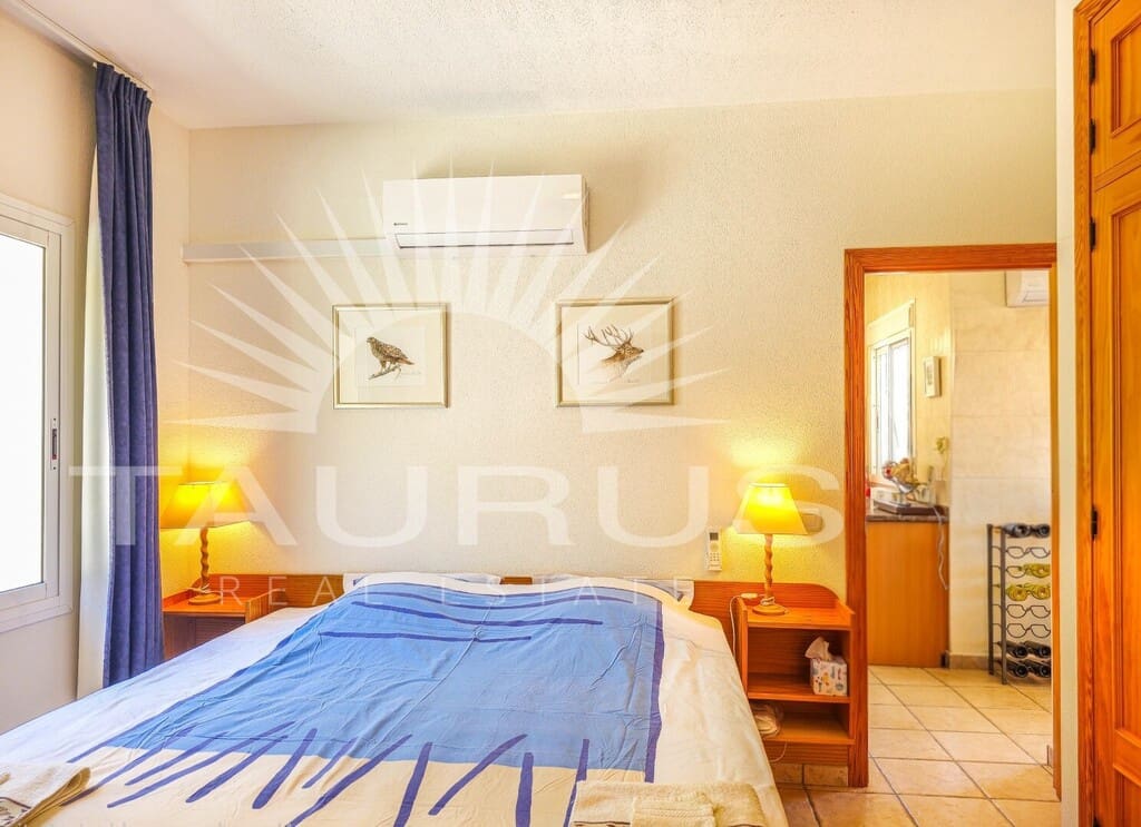 4 quarto Moradia para venda em Arenas com piscina garagem - 895 000 € (Ref: 10020360)