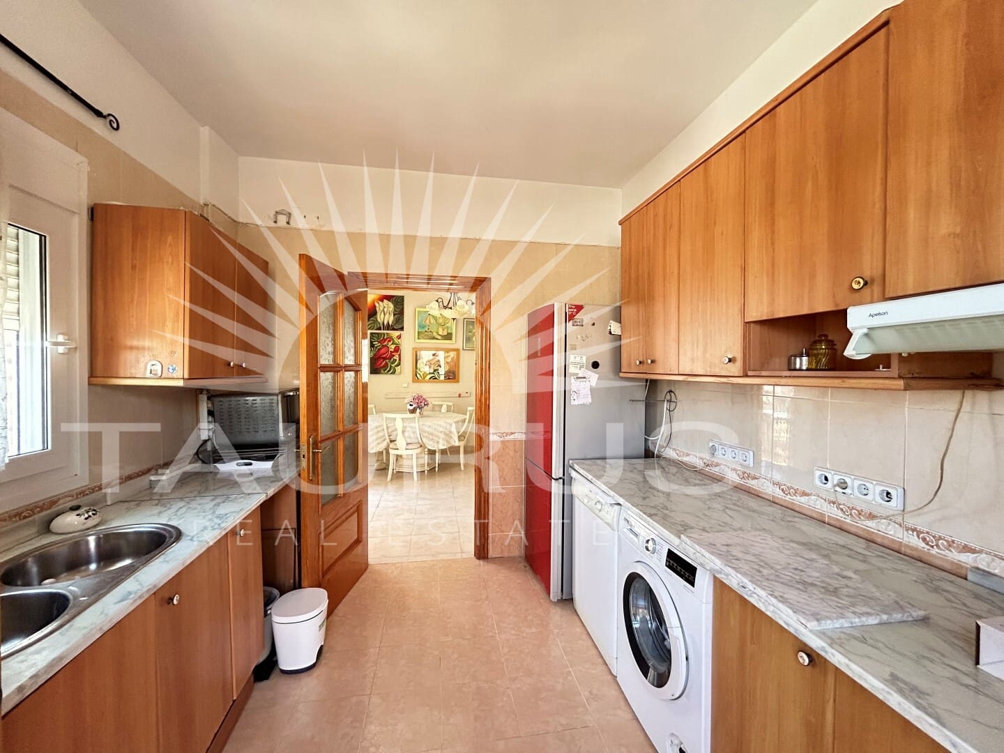 5 soveværelse Villa til salg i Torre del Mar med swimmingpool garage - € 730.000 (Ref: 10020361)