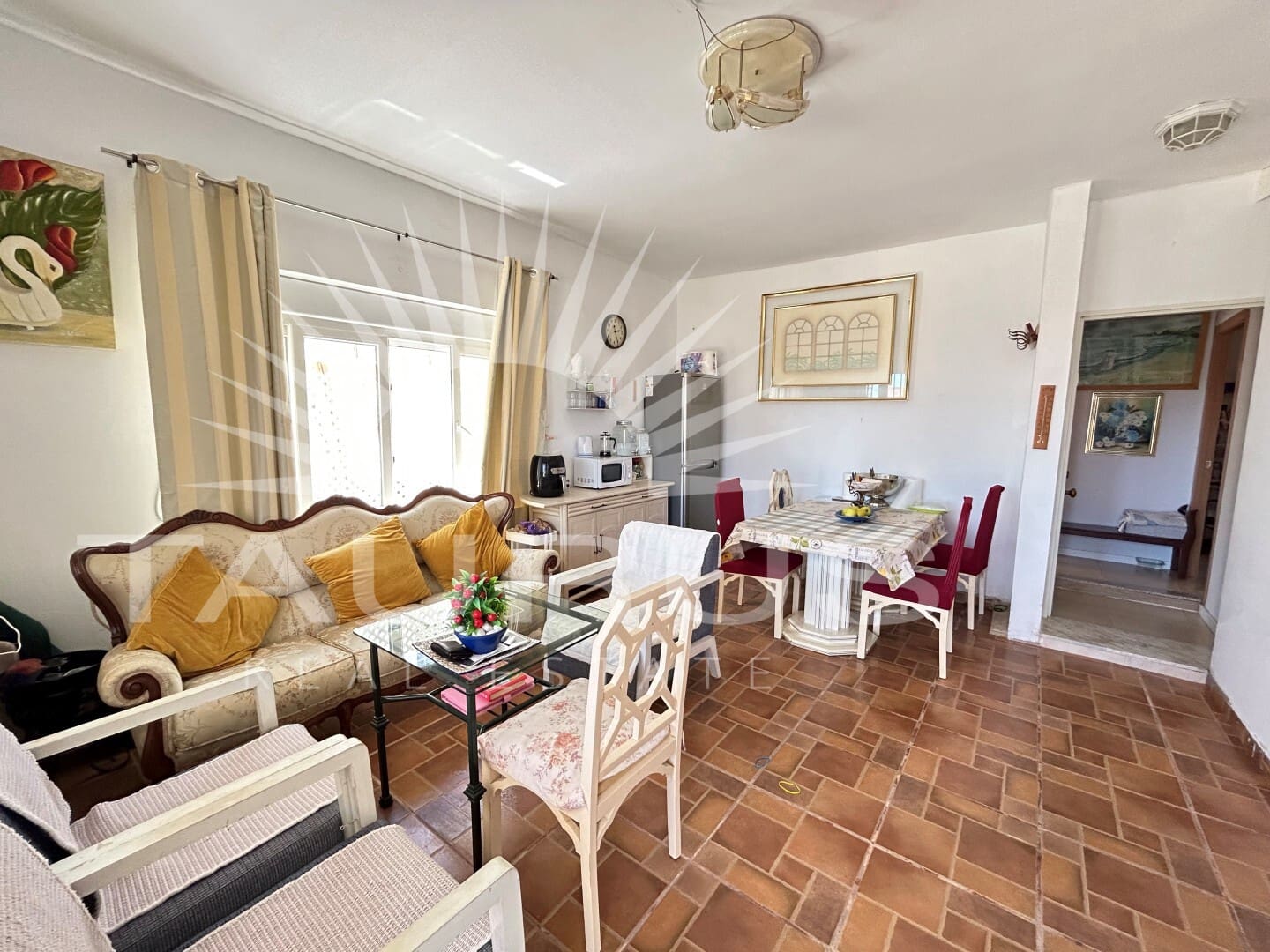 5 soveværelse Villa til salg i Torre del Mar med swimmingpool garage - € 730.000 (Ref: 10020361)