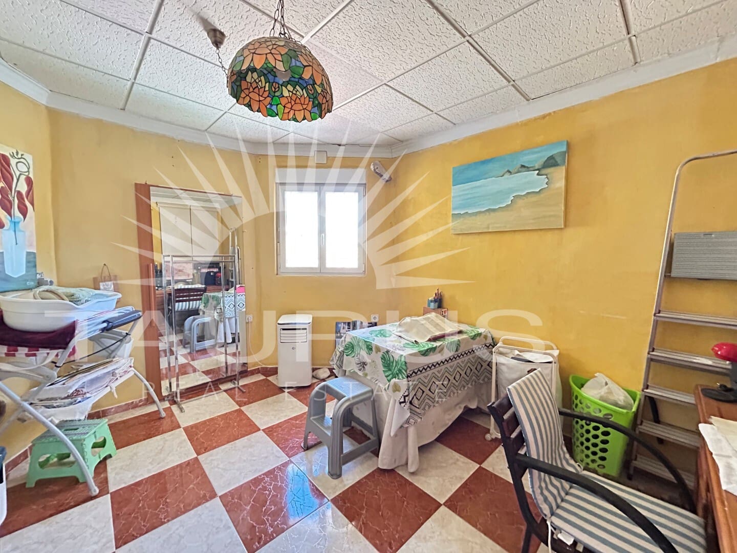 5 soveværelse Villa til salg i Torre del Mar med swimmingpool garage - € 730.000 (Ref: 10020361)