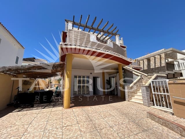 5 soveværelse Villa til salg i Torre del Mar, Vélez-Málaga med swimmingpool garage - € 730.000 (Ref: 10020361)