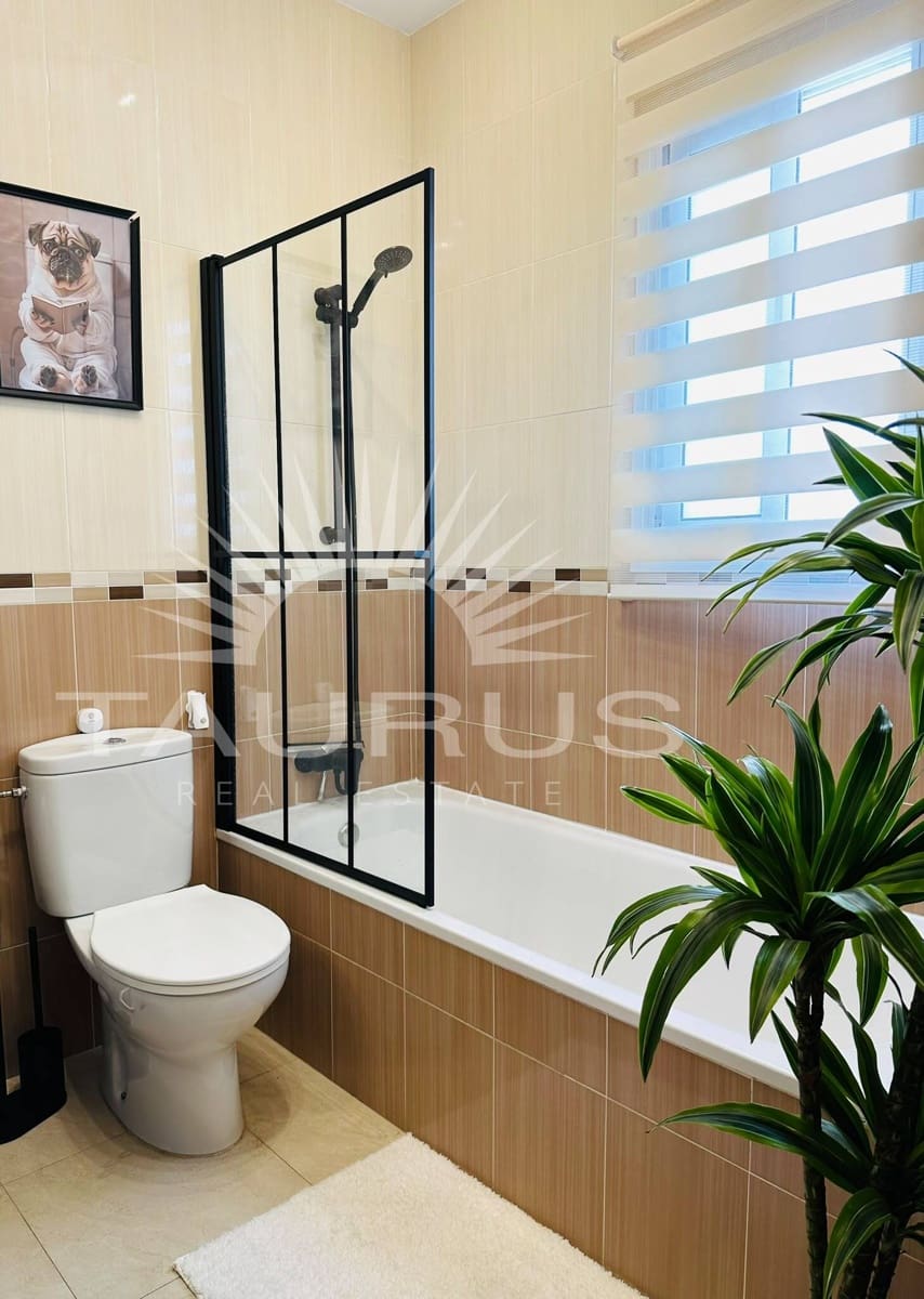 3 bedroom Apartment for sale in Torrox - € 349,000 (Ref: 10020362)