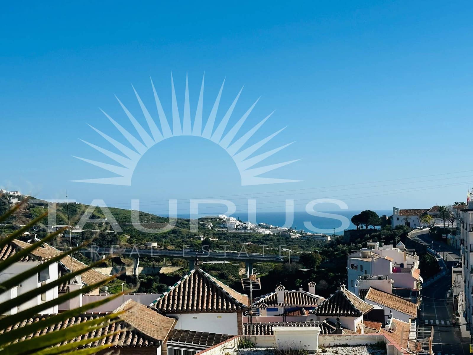 3 bedroom Apartment for sale in Torrox - € 349,000 (Ref: 10020362)