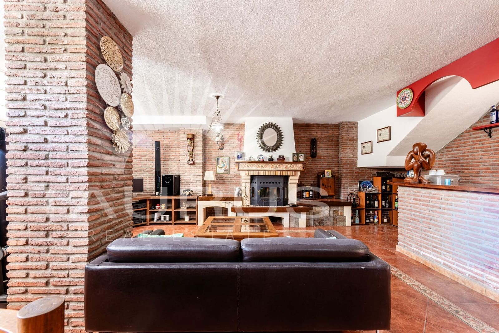 Chalet de 5 habitaciones en Torre del Mar en venta con piscina garaje - 639.900 € (Ref: 10026963)