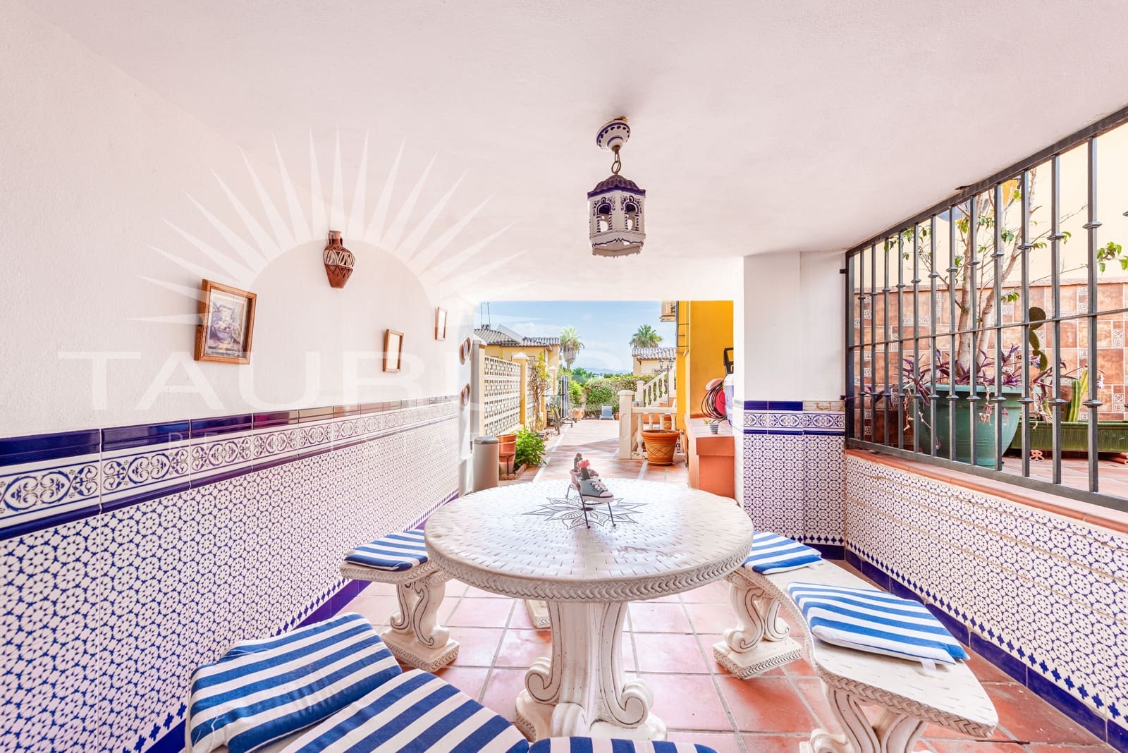 Chalet de 5 habitaciones en Torre del Mar en venta con piscina garaje - 639.900 € (Ref: 10026963)
