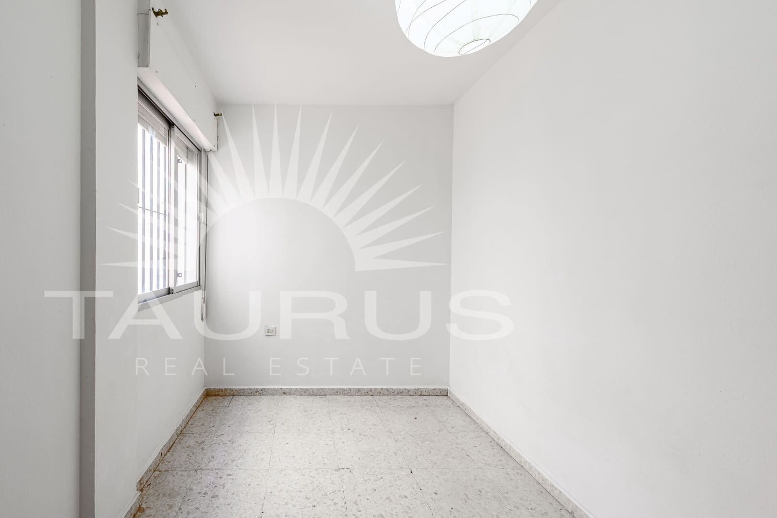 3 slaapkamer Appartement te koop in Caleta de Velez - € 259.900 (Ref: 10030189)