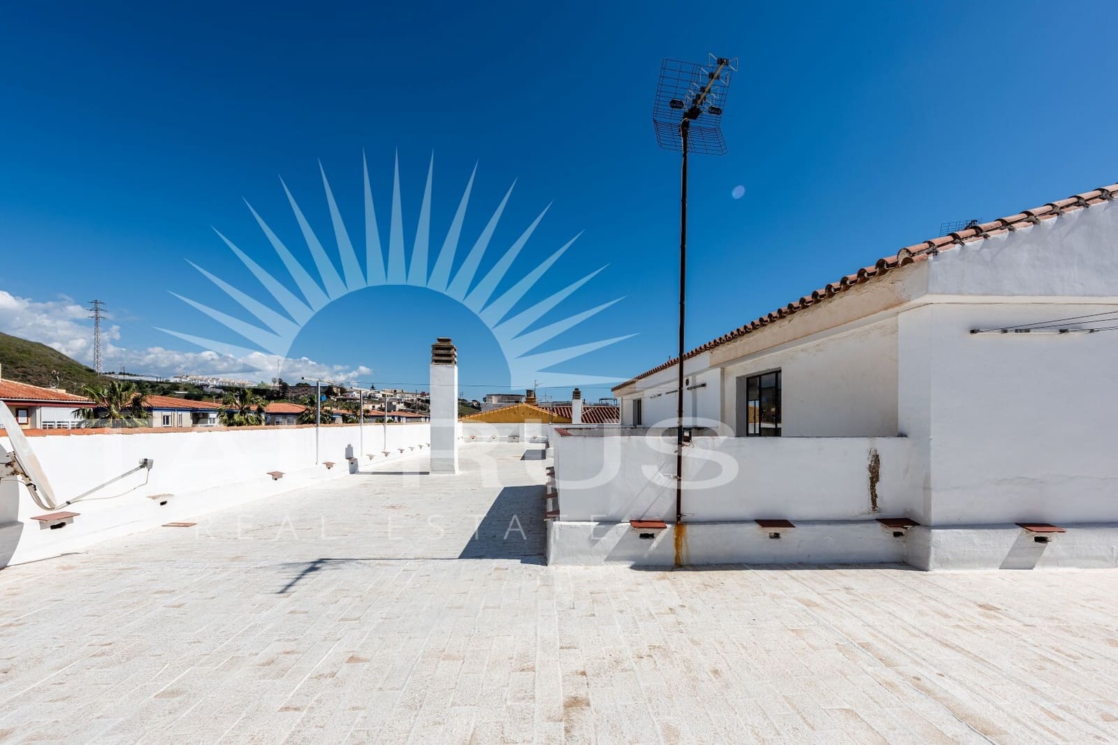 3 slaapkamer Appartement te koop in Caleta de Velez - € 259.900 (Ref: 10030189)