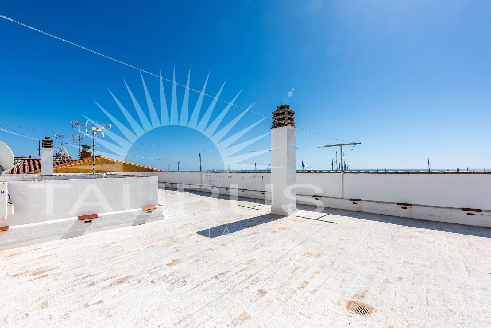 3 slaapkamer Appartement te koop in Caleta de Velez - € 259.900 (Ref: 10030189)