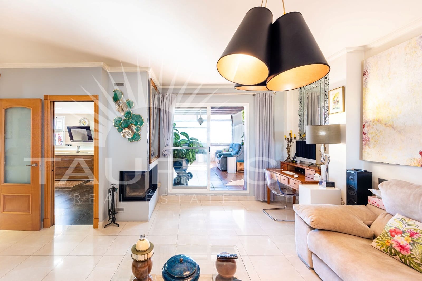 3 bedroom Apartment for sale in Torre del Mar with pool garage - € 569,900 (Ref: 10033584)