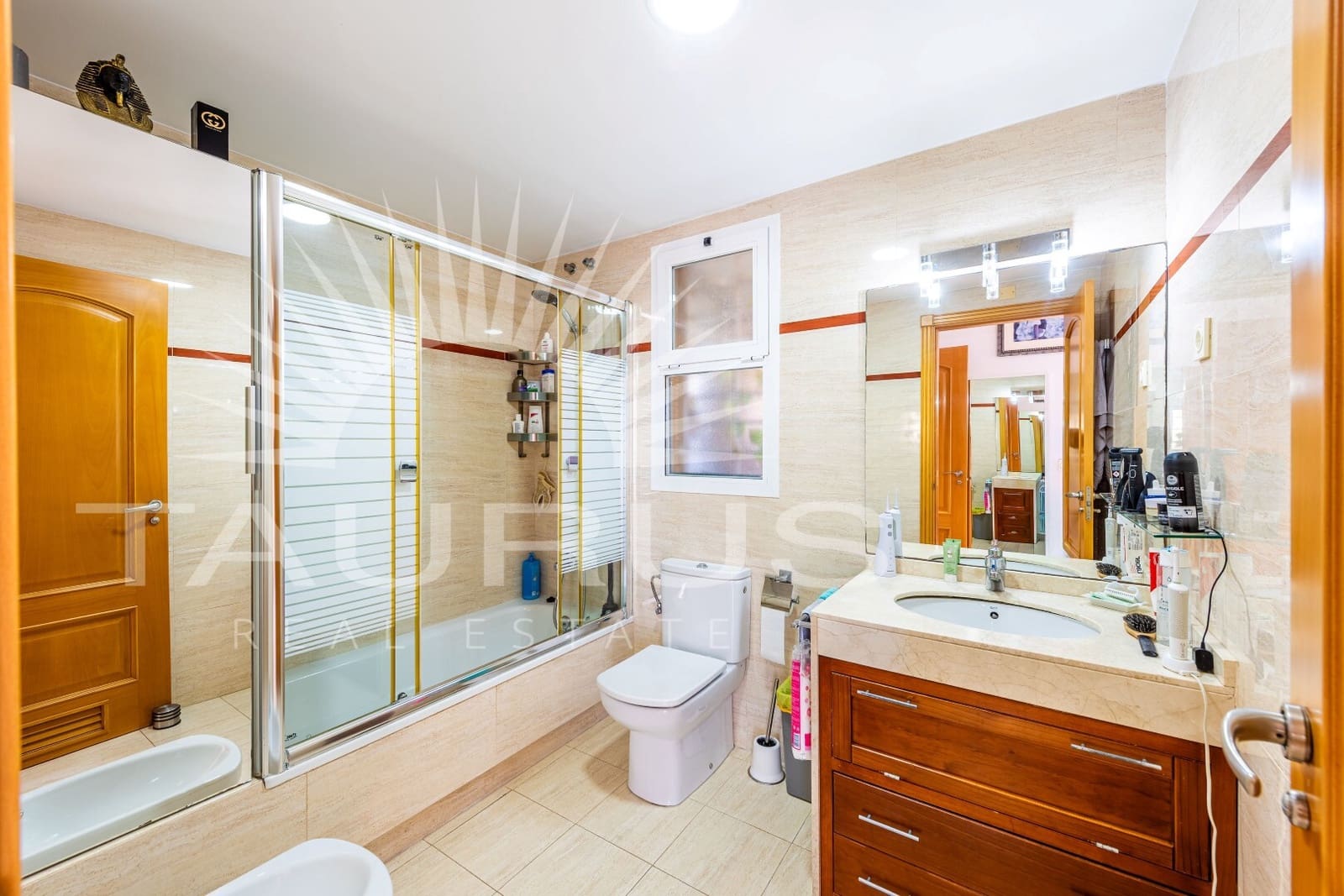 3 bedroom Apartment for sale in Torre del Mar with pool garage - € 569,900 (Ref: 10033584)