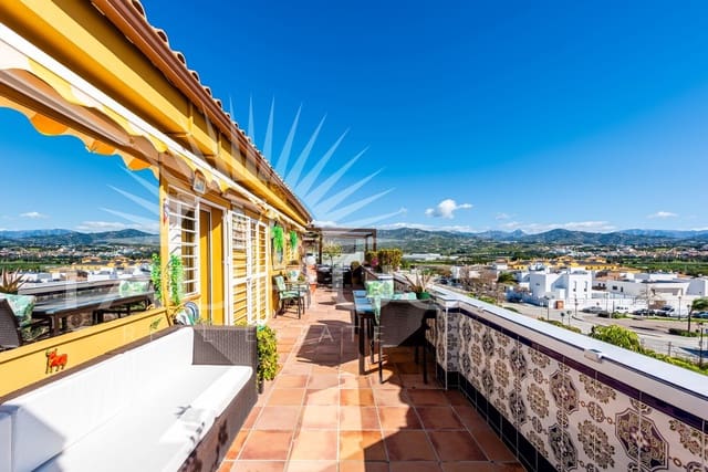 3 sypialnia Apartament na sprzedaż w Torre del Mar, Vélez-Málaga z basenem garażem - 569 900 € (Ref: 10033584)