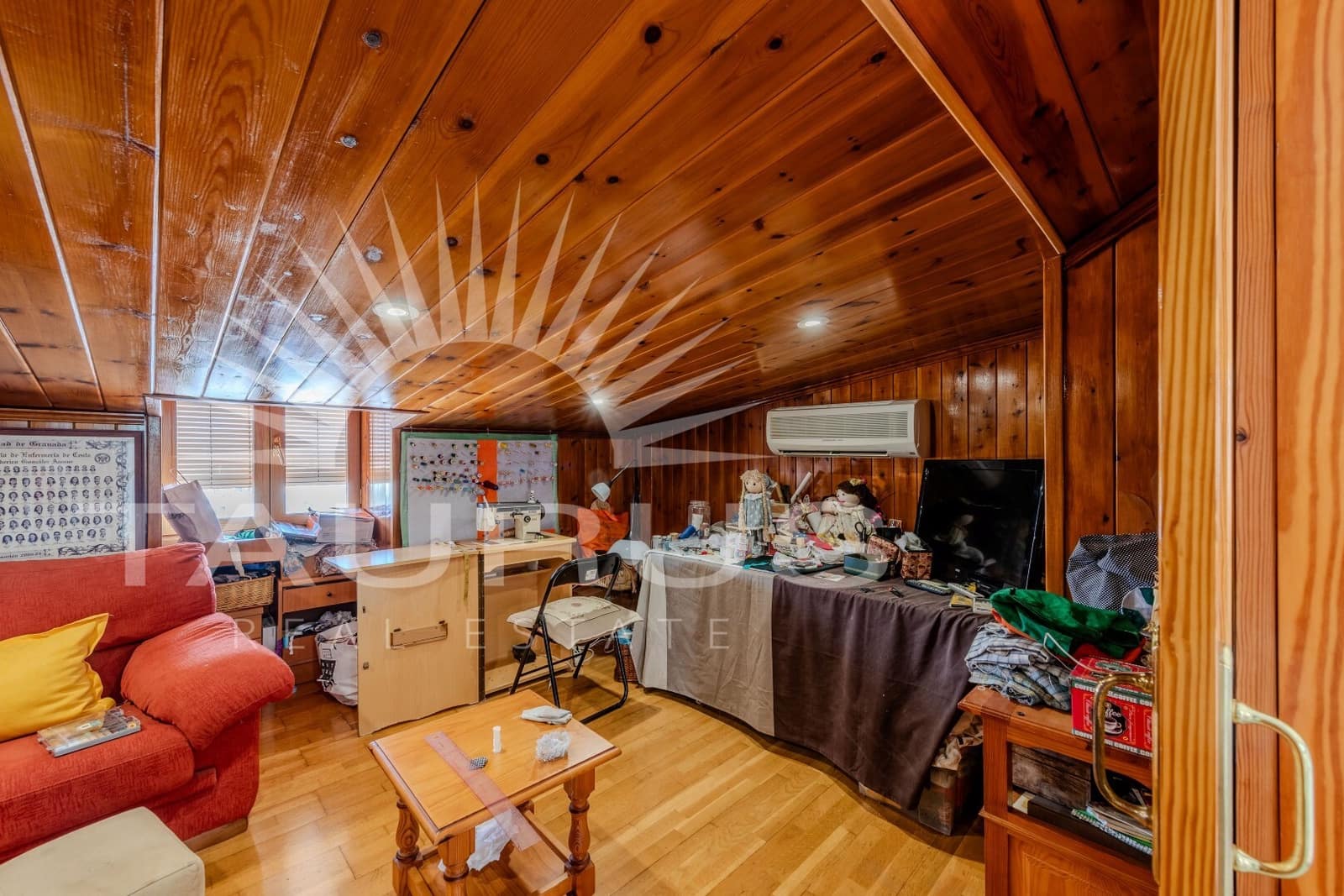 Chalet de 4 habitaciones en Torre del Mar en venta con piscina garaje - 698.900 € (Ref: 10035053)