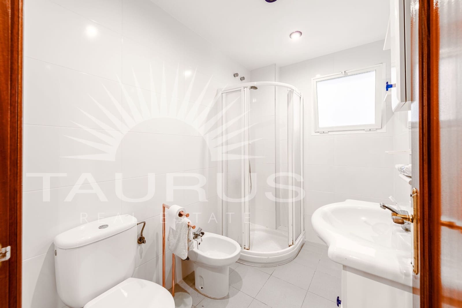3 Zimmer Apartment zu verkaufen in Torre del Mar mit Pool - 319.900 € (Ref: 10035054)