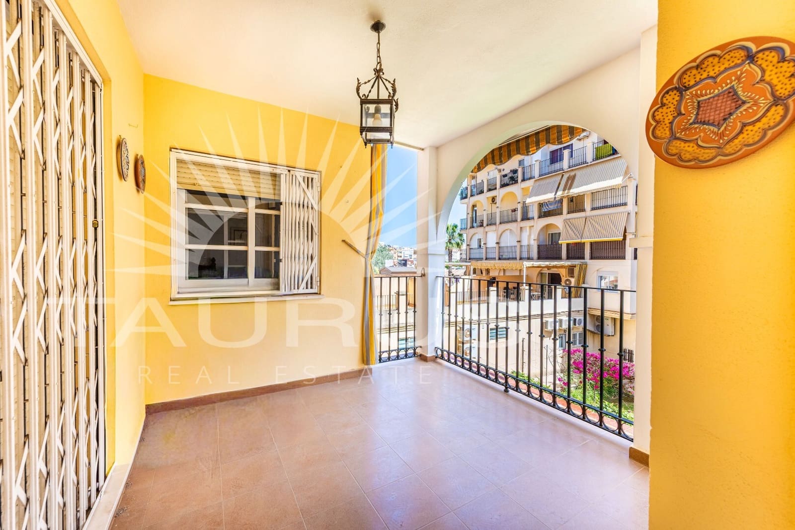 3 Zimmer Apartment zu verkaufen in Torre del Mar mit Pool - 319.900 € (Ref: 10035054)