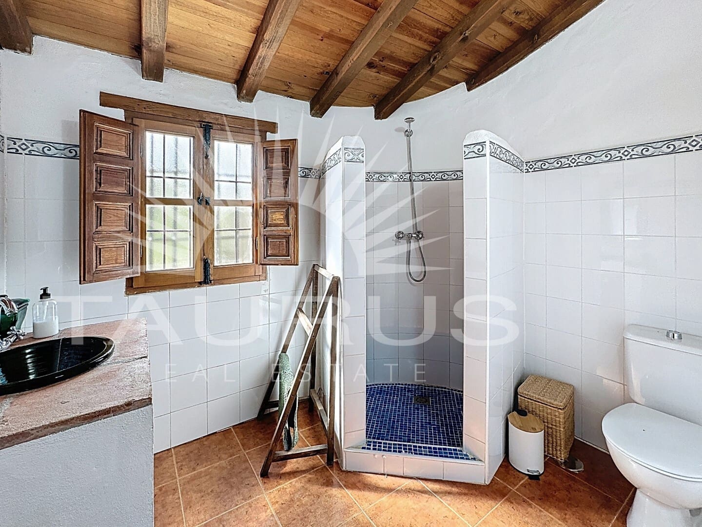 3 bedroom Villa for sale in Almachar with pool garage - € 349,000 (Ref: 10047020)