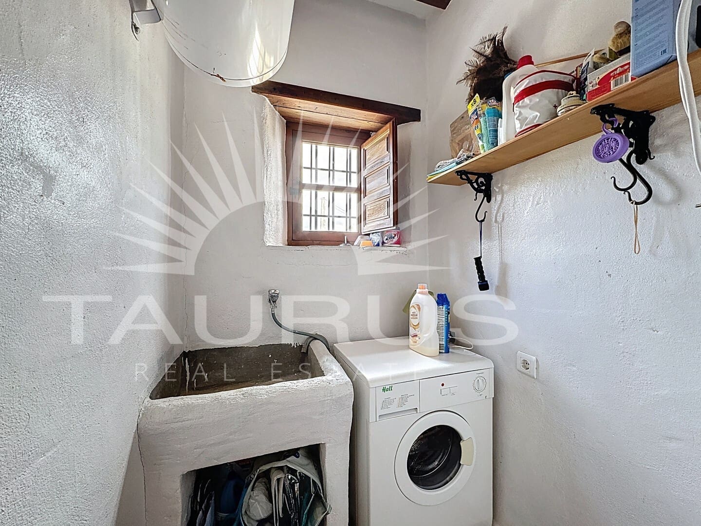 3 bedroom Villa for sale in Almachar with pool garage - € 349,000 (Ref: 10047020)