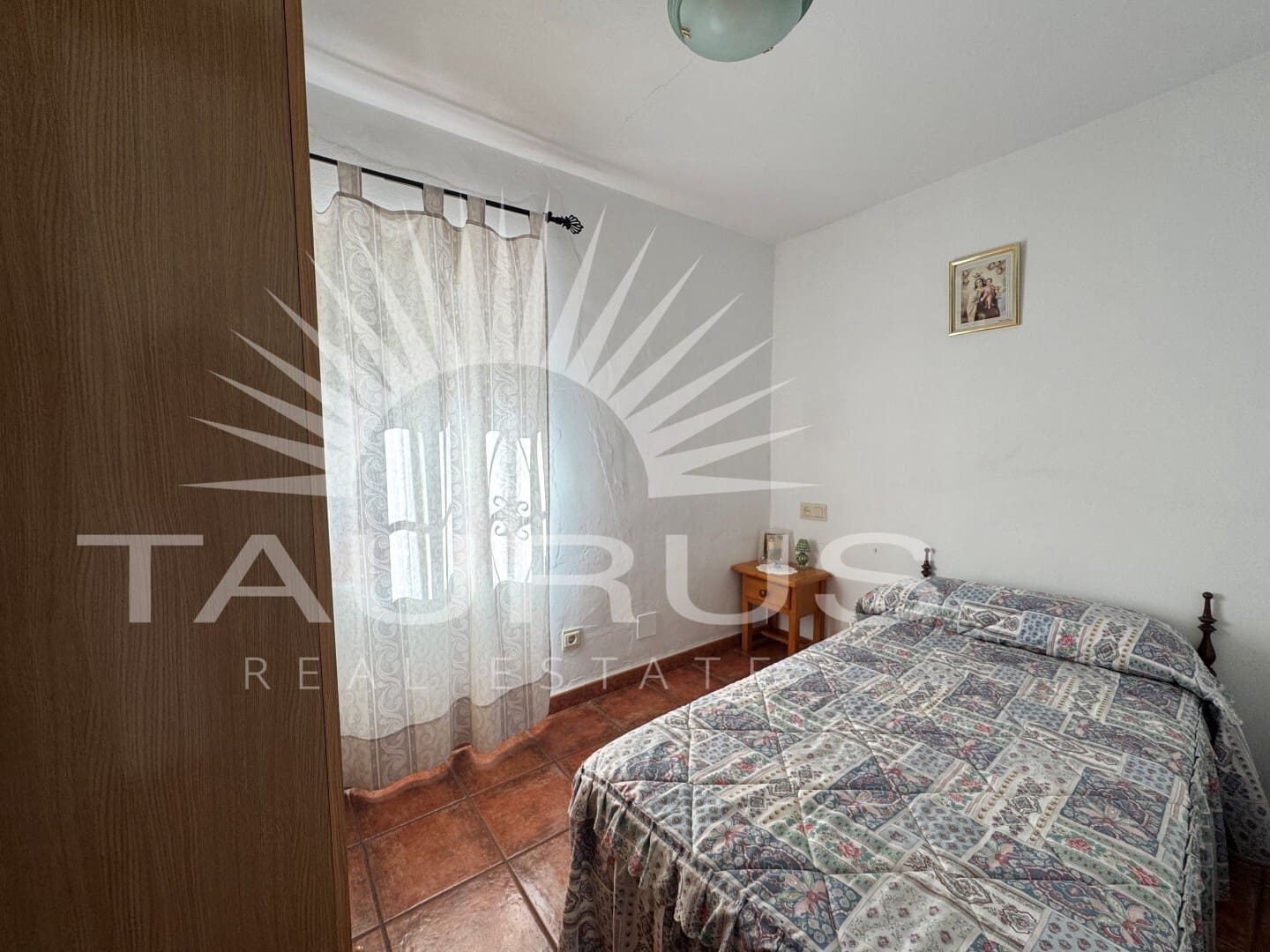 3 bedroom Townhouse for sale in Canillas de Albaida with garage - € 99,000 (Ref: 10047021)