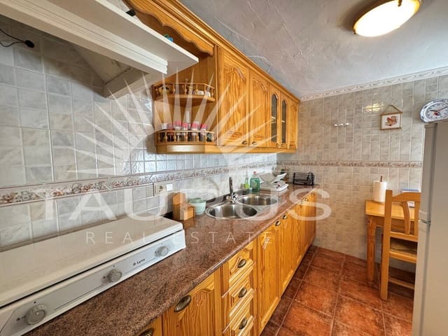 3 bedroom Townhouse for sale in Canillas de Albaida with garage - € 99,000 (Ref: 10047021)