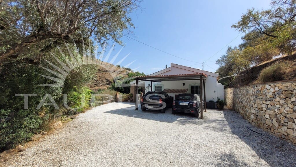 3 Zimmer Villa zu verkaufen in Archez mit Pool - 375.000 € (Ref: 10077208)
