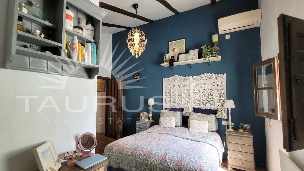 3 Zimmer Villa zu verkaufen in Archez mit Pool - 375.000 € (Ref: 10077208)