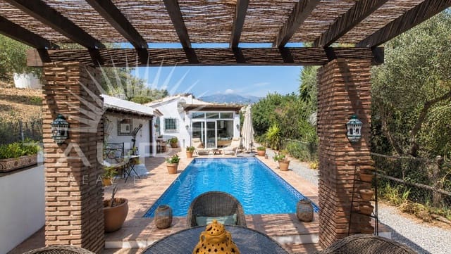 3 Zimmer Villa zu verkaufen in Archez mit Pool - 375.000 € (Ref: 10077208)