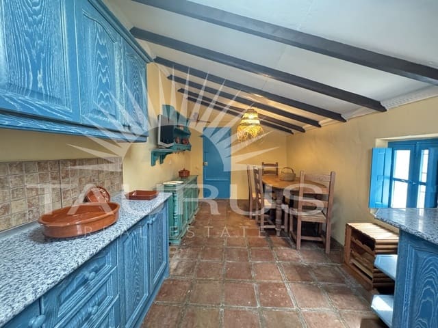 5 soverom Villa til salgs i Canillas de Albaida med svømmebasseng - € 395 000 (Ref: 10077210)
