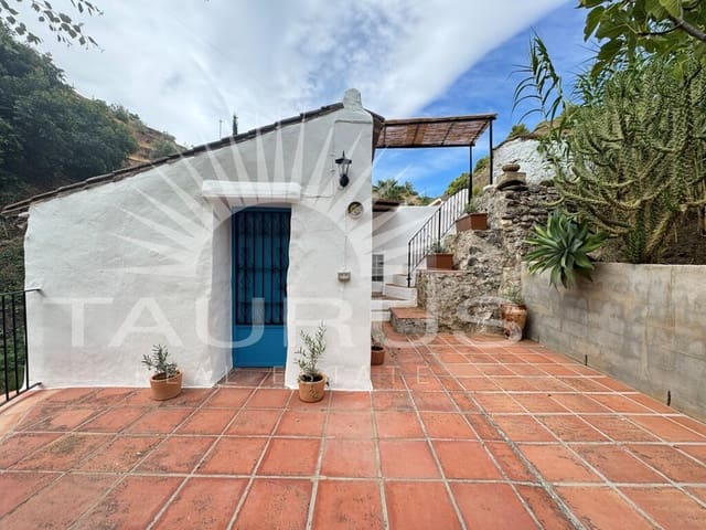 5 soverom Villa til salgs i Canillas de Albaida med svømmebasseng - € 395 000 (Ref: 10077210)