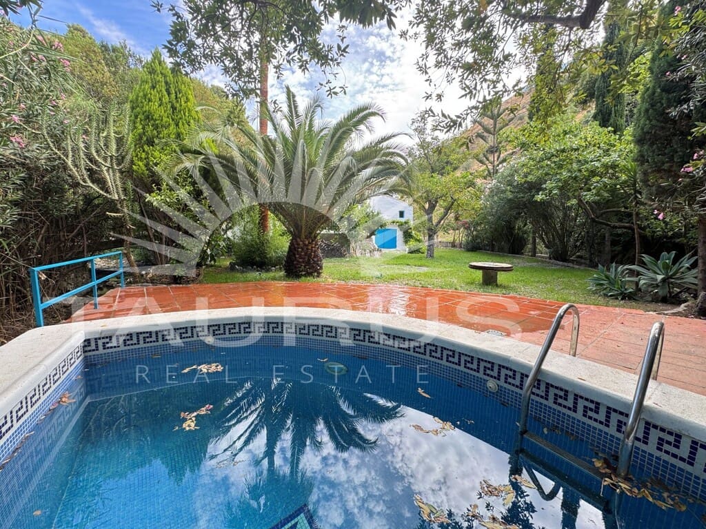 5 sovrum Villa till salu i Canillas de Albaida med pool - 395 000 € (Ref: 10077210)