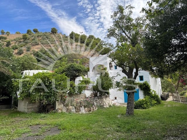 5 soverom Villa til salgs i Canillas de Albaida med svømmebasseng - € 395 000 (Ref: 10077210)