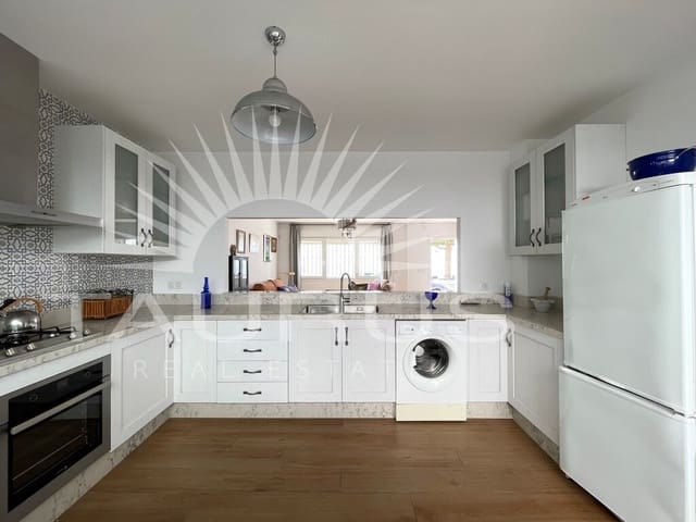 2 bedroom Townhouse for sale in Lagos, Vélez-Málaga - € 385,000 (Ref: 10077215)