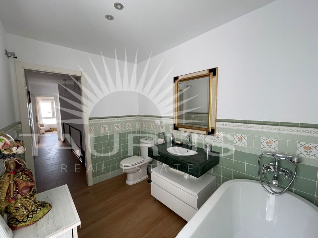 2 bedroom Townhouse for sale in Lagos - € 385,000 (Ref: 10077215)