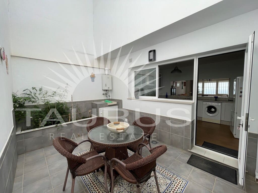 2 bedroom Townhouse for sale in Lagos - € 385,000 (Ref: 10077215)