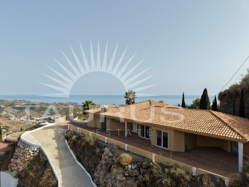 3 quarto Moradia para venda em Algarrobo com piscina - 698 000 € (Ref: 10077216)