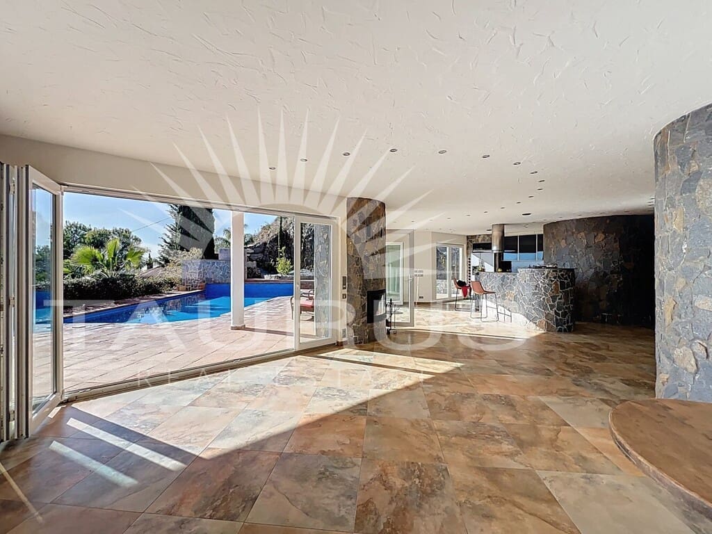 3 quarto Moradia para venda em Algarrobo com piscina - 698 000 € (Ref: 10077216)
