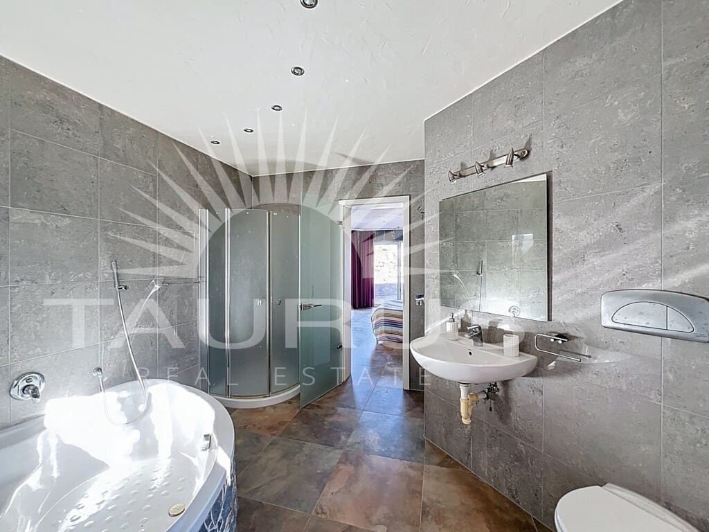 3 quarto Moradia para venda em Algarrobo com piscina - 698 000 € (Ref: 10077216)