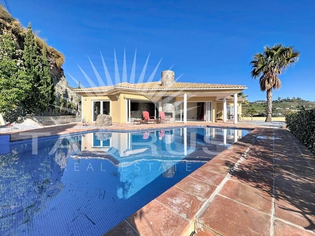 3 quarto Moradia para venda em Algarrobo com piscina - 698 000 € (Ref: 10077216)