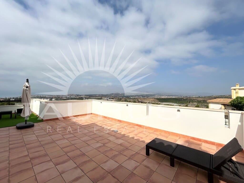 2 Zimmer Apartment zu verkaufen in Caleta de Velez mit Pool Garage - 399.500 € (Ref: 10077217)