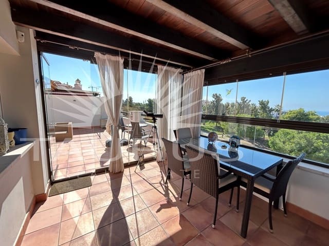 2 makuuhuone Huoneisto myytävänä paikassa Caleta de Vélez, Vélez-Málaga mukana uima-altaan 
autotalli - 399 500 € (Ref: 10077217)