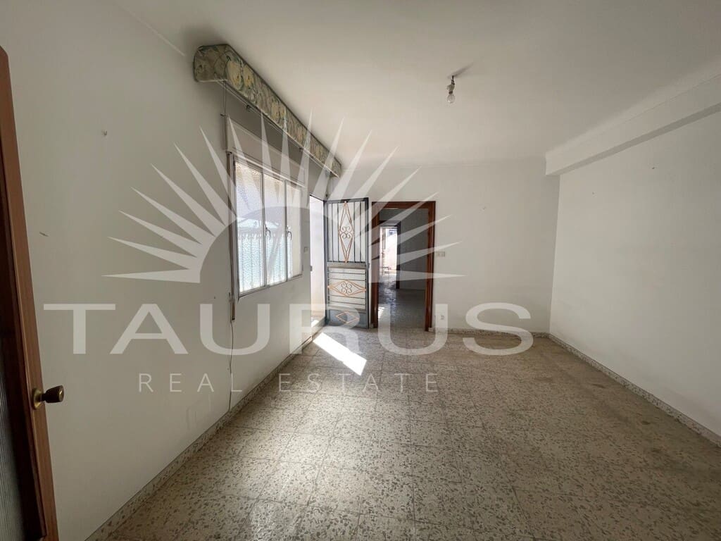 9 soverom Kommersiell til salgs i Velez-Malaga - € 700 000 (Ref: 10094346)